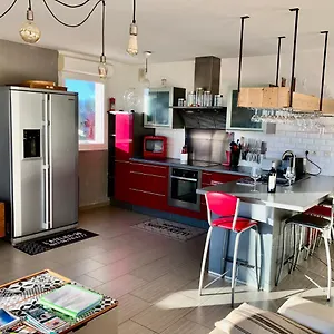  Apartment Terrasse Sur Les Alpilles France